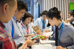 【展会特辑Day2】2018定制实年,兔宝宝火力全开