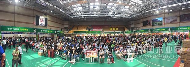 千人盛宴,耀动江苏,莫干山板材地板火爆开抢!