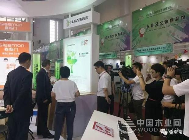 兔宝宝亮相第十五届宁波消博会,引领环保装饰材料行业新潮流