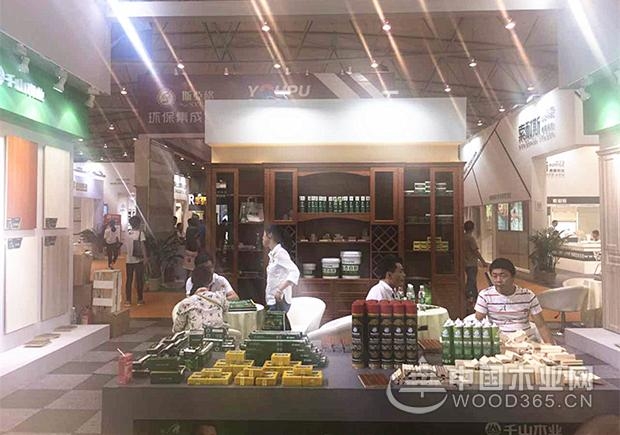 千山木业携首发新品,点亮成都建博会!
