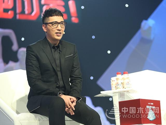 大咖揭晓︱中国好舌头华少献声大王椰品牌战略发布会