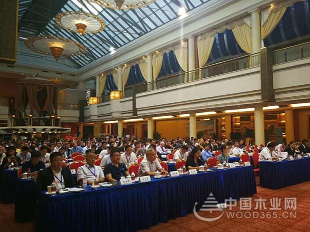 怡黄尊宝娱乐江总受邀参加第七届世界木材与木制品贸易大会