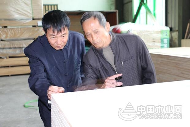 壮象举办“香杉文化”研讨会