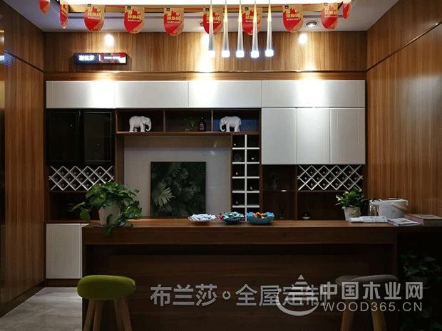 全屋定制再添助力,宁波布兰莎专卖店试营业!