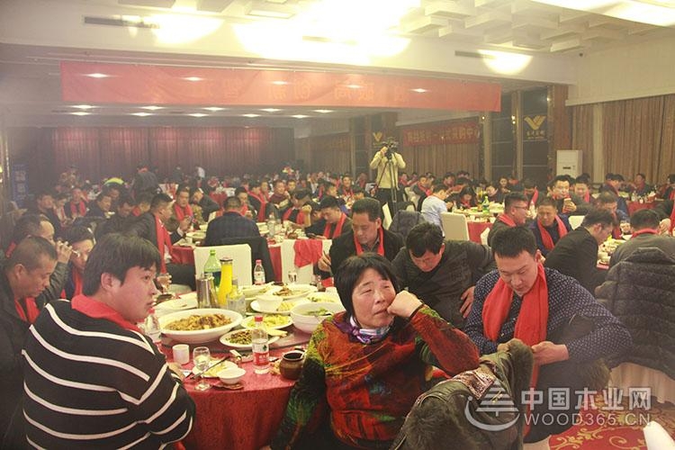 2018年山东峰泰(康贝德)集团迎新年会盛典隆重举行