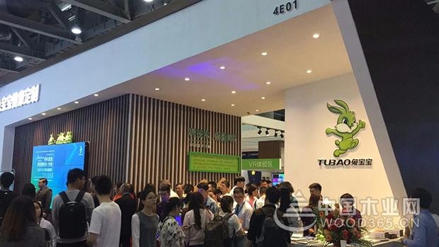 【展会特辑Day1】兔宝宝健康定制登陆广州定制家居展览会!