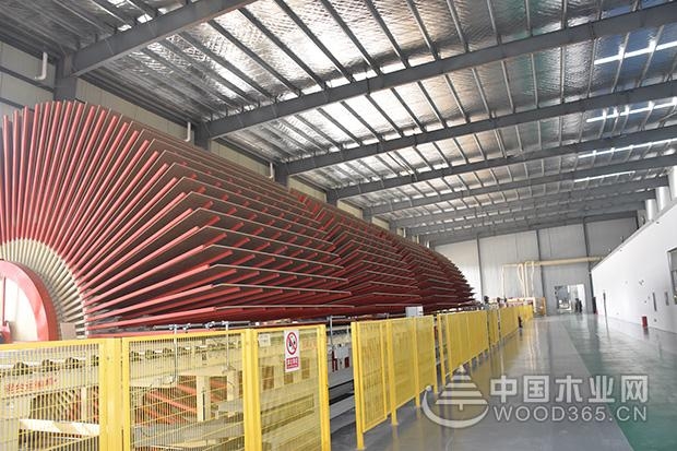 方太柏橱采购部长赵剑锋等一行到访科林尊宝娱乐工厂参观