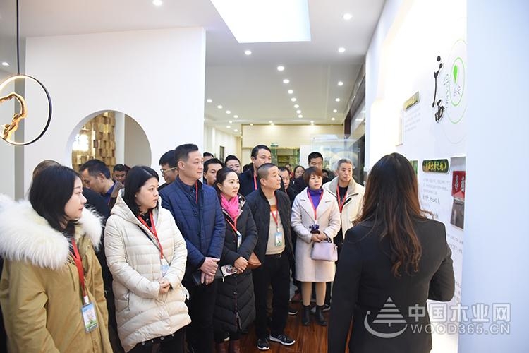 “壮心同聚 象行天下”2019广西壮象千赢国际娱乐免费试玩全国经销商年度盛会暨千赢国际娱乐免费试玩战略/新品发布会圆满落幕