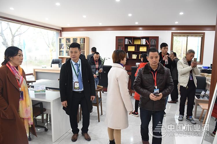 “壮心同聚 象行天下”2019广西壮象千赢国际娱乐免费试玩全国经销商年度盛会暨千赢国际娱乐免费试玩战略/新品发布会圆满落幕