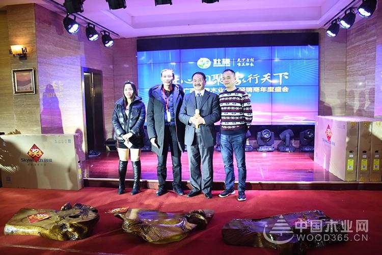 “壮心同聚 象行天下”2019广西壮象千赢国际娱乐免费试玩全国经销商年度盛会暨千赢国际娱乐免费试玩战略/新品发布会圆满落幕