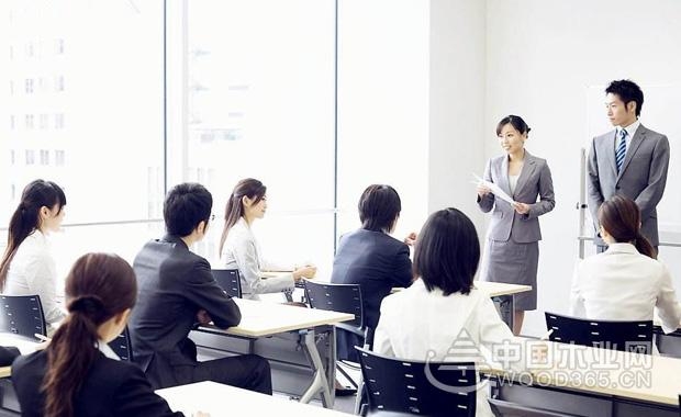 职场礼仪:成功面试的7条建议