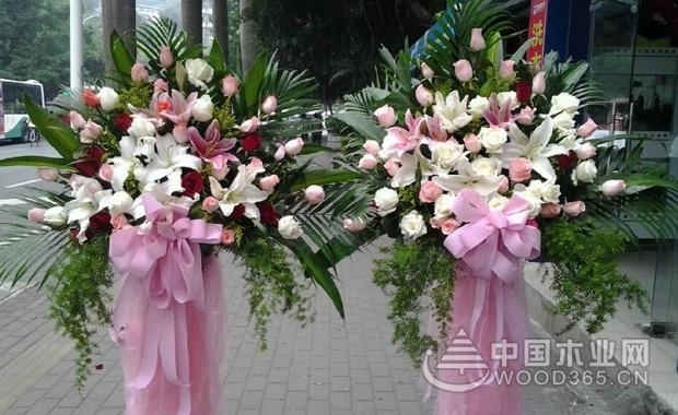 开业花篮多少钱一个?开业花篮多少钱一对?开业花篮送几个合适?