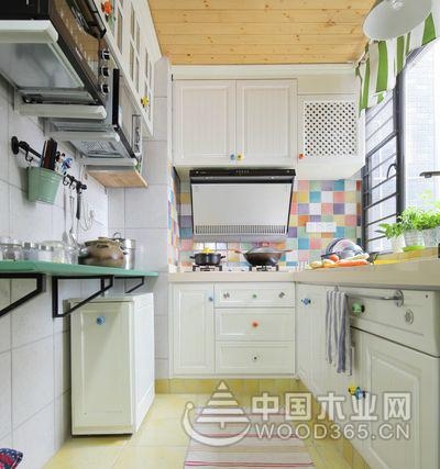 田园风缤纷生活,100平米两房两厅装修效果图