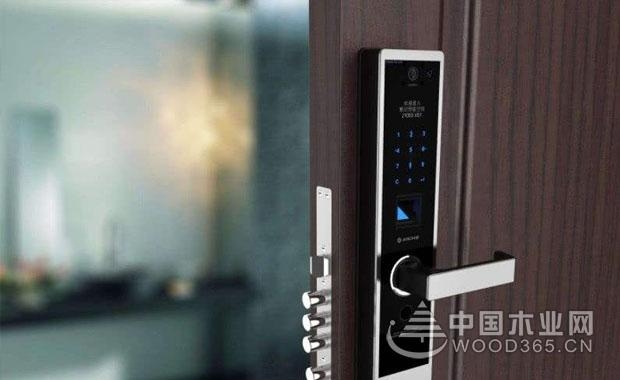 指纹门锁结构原理和开门方法