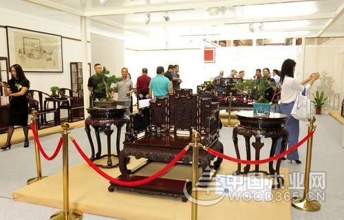 第十二届中国(乐从)红木家具博览会开幕