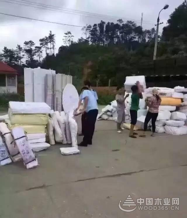红木生意越来越难做，越南海关加大检查力度，现场没收大量红木半成品！