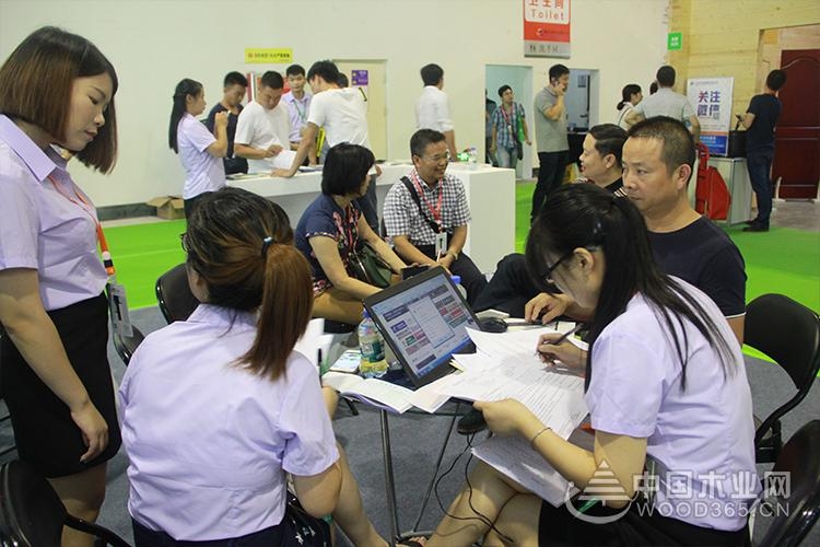 行业盛会!第八届中国临沂国际木业博览会盛大开幕!