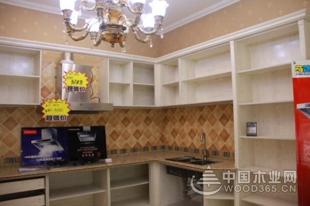 【专访】香港萌娃曹广奇:幸福健康生活 从家有“萌娃”开始
