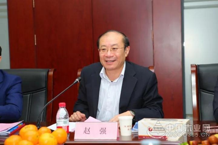 临沂市木业协会与莱商银行战略合作座谈会暨会长办公会议成功召开