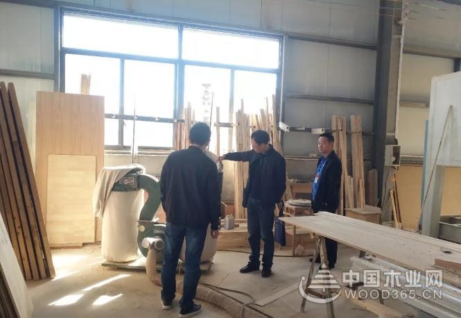 大邑县对木制品加工企业开展粉尘防爆专项整治行动