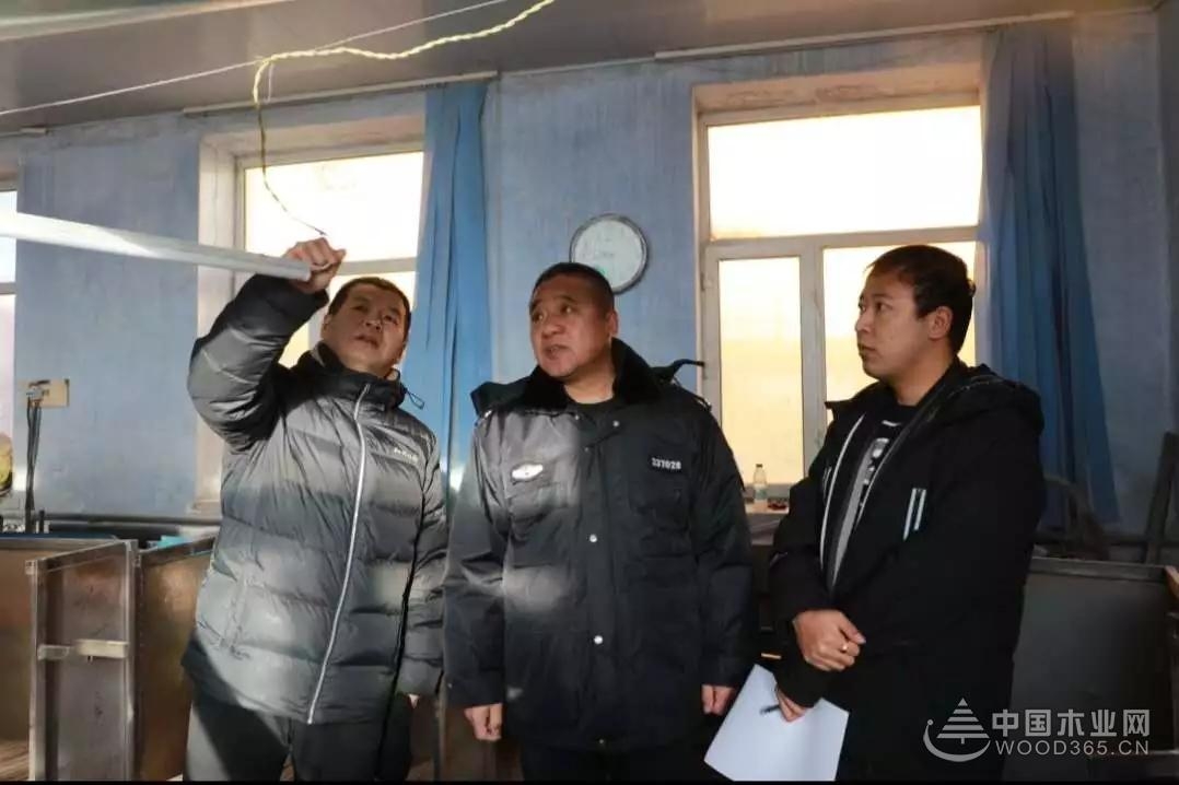 黑龙江沾河深入木制品加工企业开展安全生产检查