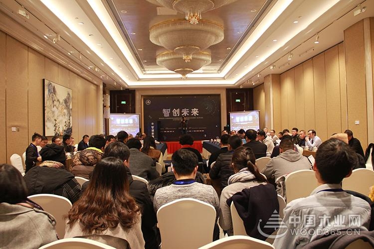 智创未来—国家标准《门窗智能控制系统通用技术要求》编制组成立会议暨2018年中国门窗幕墙行业年会在杭州隆重召开!