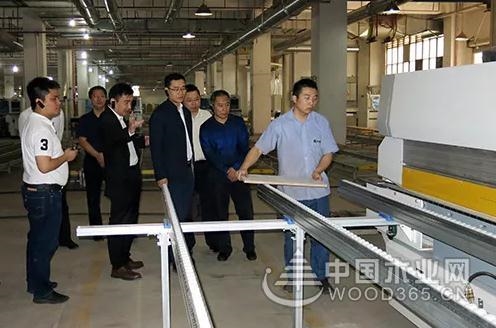 广东省家具协会会长赴惠阳区调研家具产业发展情况