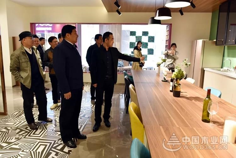 临沂市林业局实地调研木业产业新旧动能转换进程