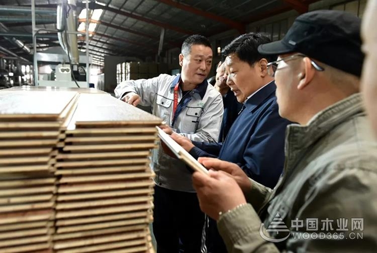 临沂市林业局实地调研木业产业新旧动能转换进程