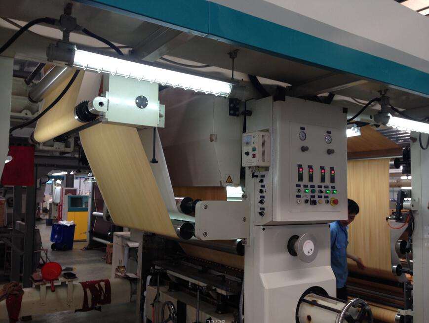 伟业牌板材给您普及生态板(免漆板)的生产工艺